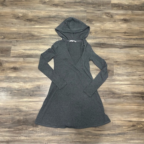 Bluenotes Y2K V-Neck Charcoal Hooded Dress - Picture 2 of 5